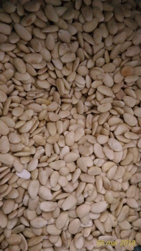 Mandorle pelate calibro 36 - mandorle,